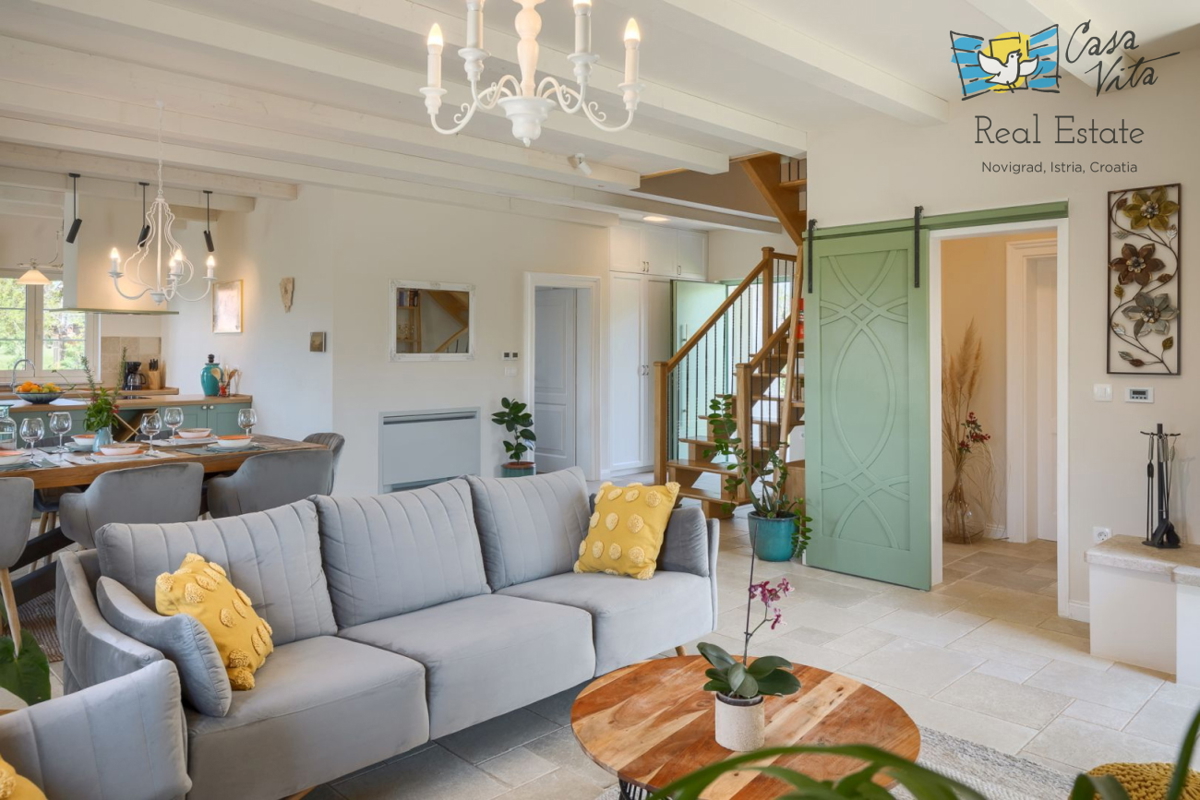 Una bellissima villa in pietra vicino alla città di Parenzo!