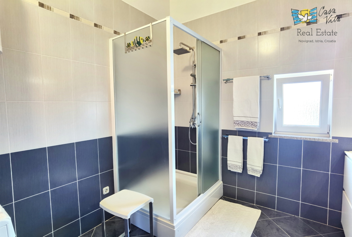 ISTRA, POREČ - Appartamento con due camere da letto in una posizione tranquilla vicino a tutti i servizi!