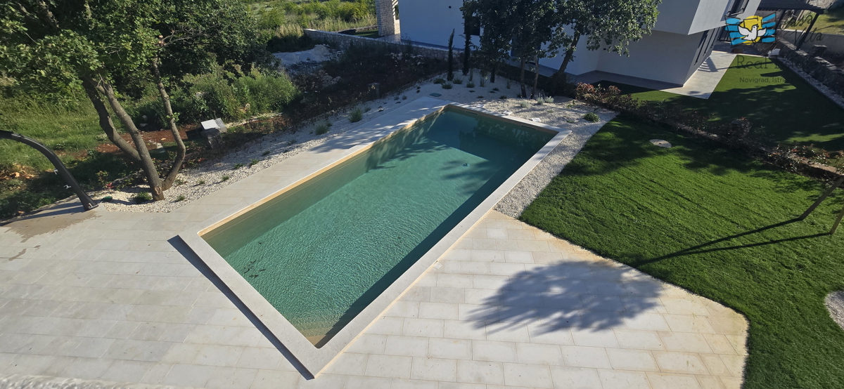 Nuova casa con piscina in Istria