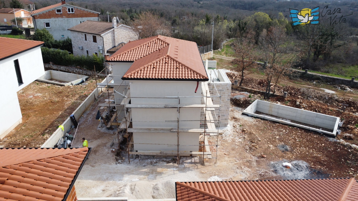 Nuova casa con piscina in Istria