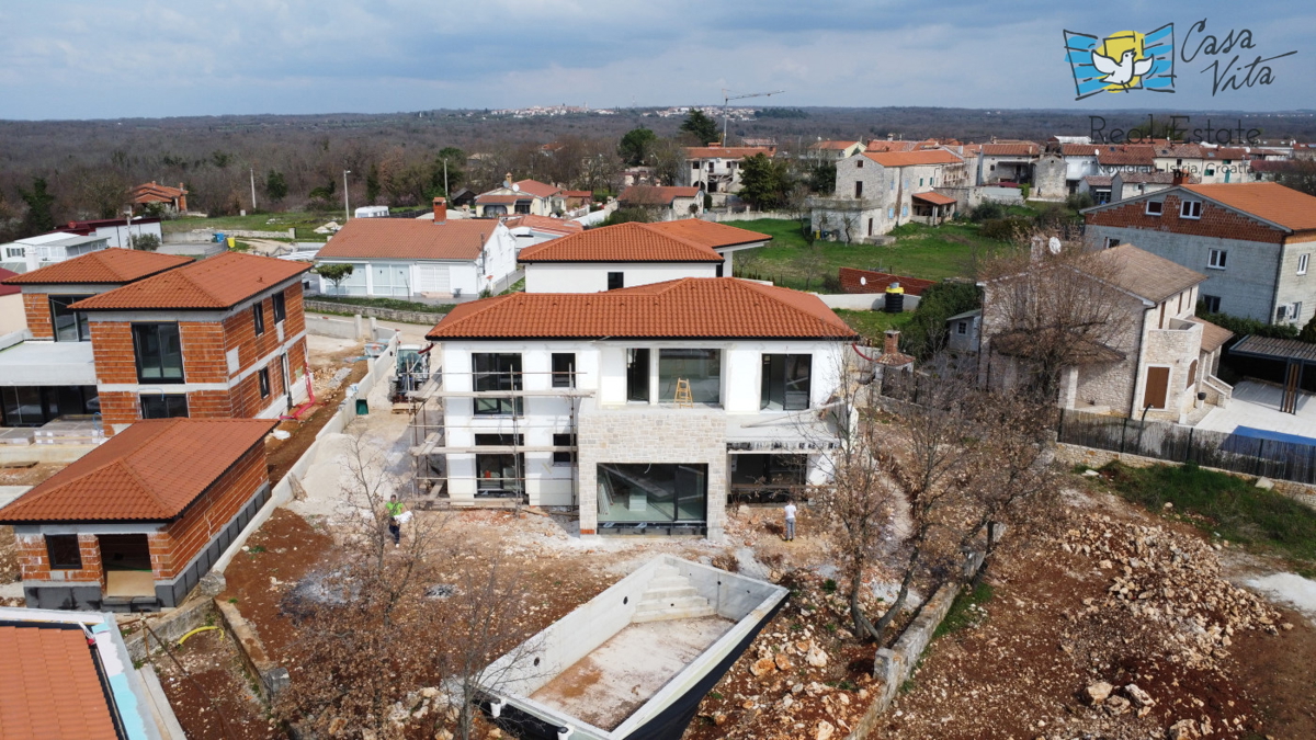 Nuova casa con piscina in Istria