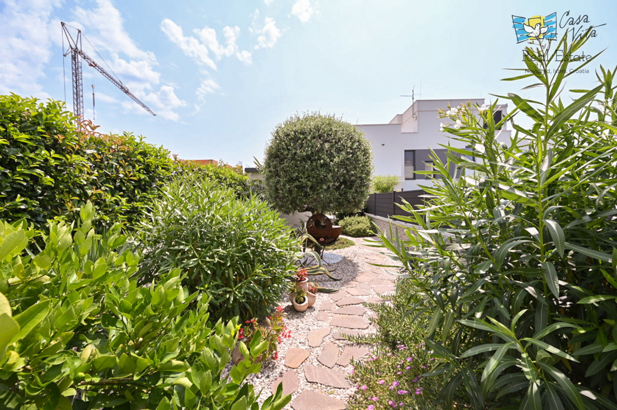 Casa a schiera con bellissima vista sul mare - Cittanova!