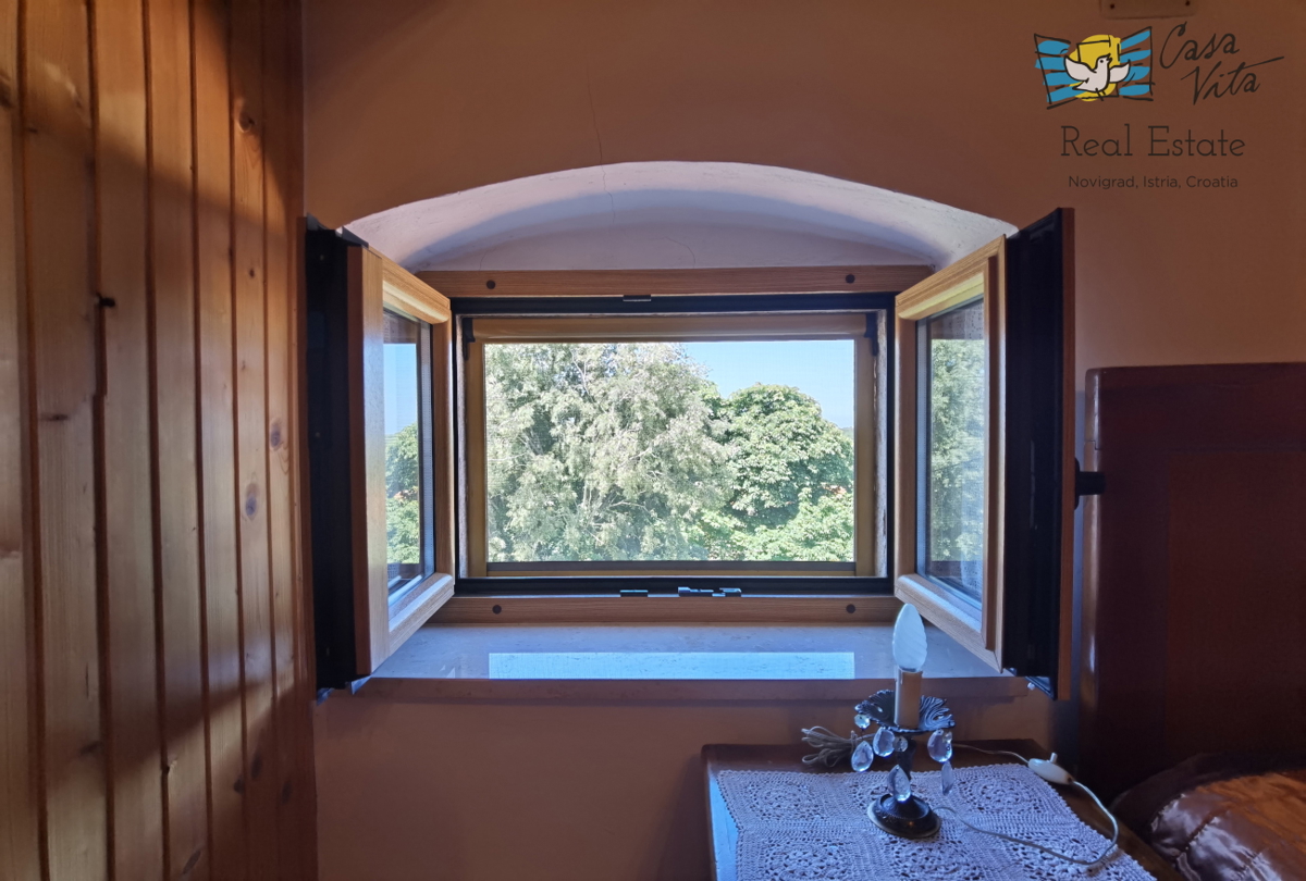 Casa in pietra d'Istria con ampio giardino!