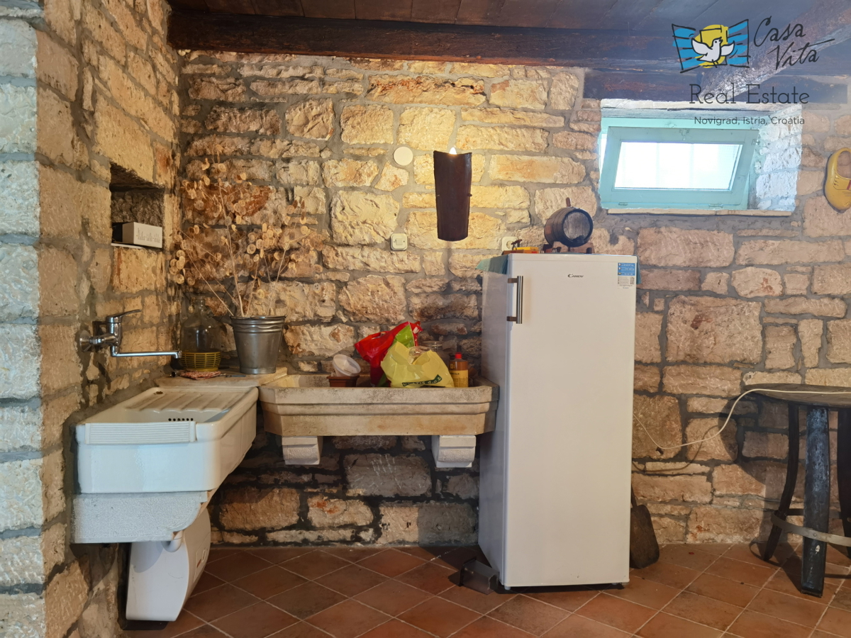 Casa in pietra d'Istria con ampio giardino!