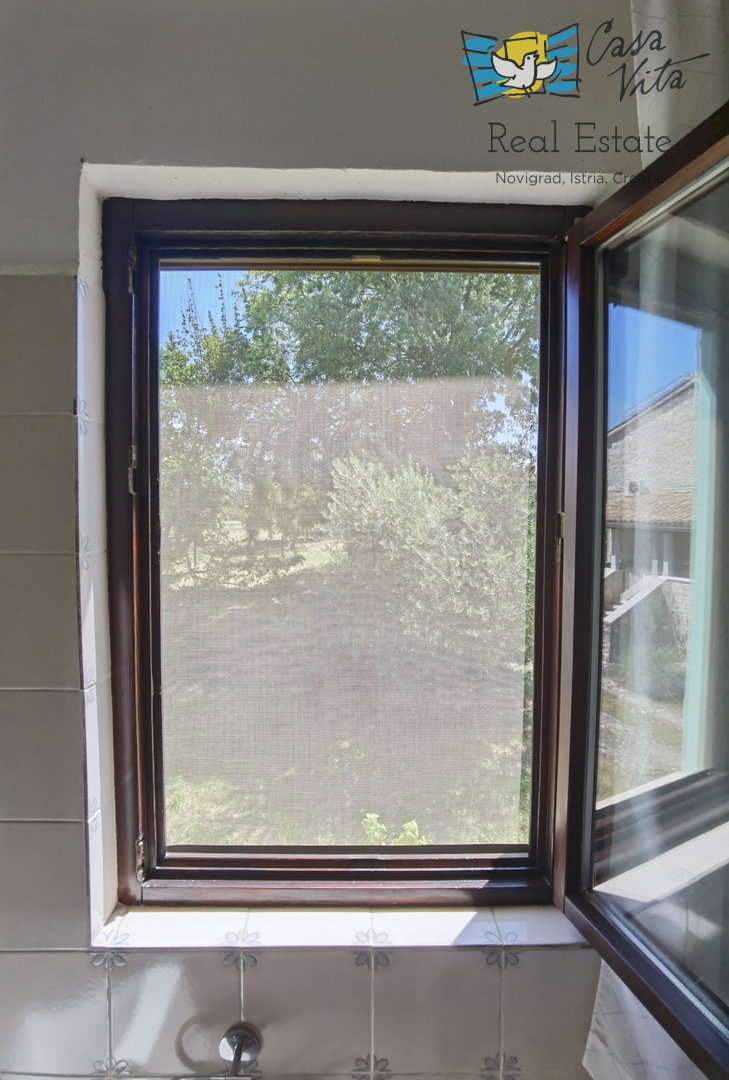 Casa in pietra d'Istria con ampio giardino!