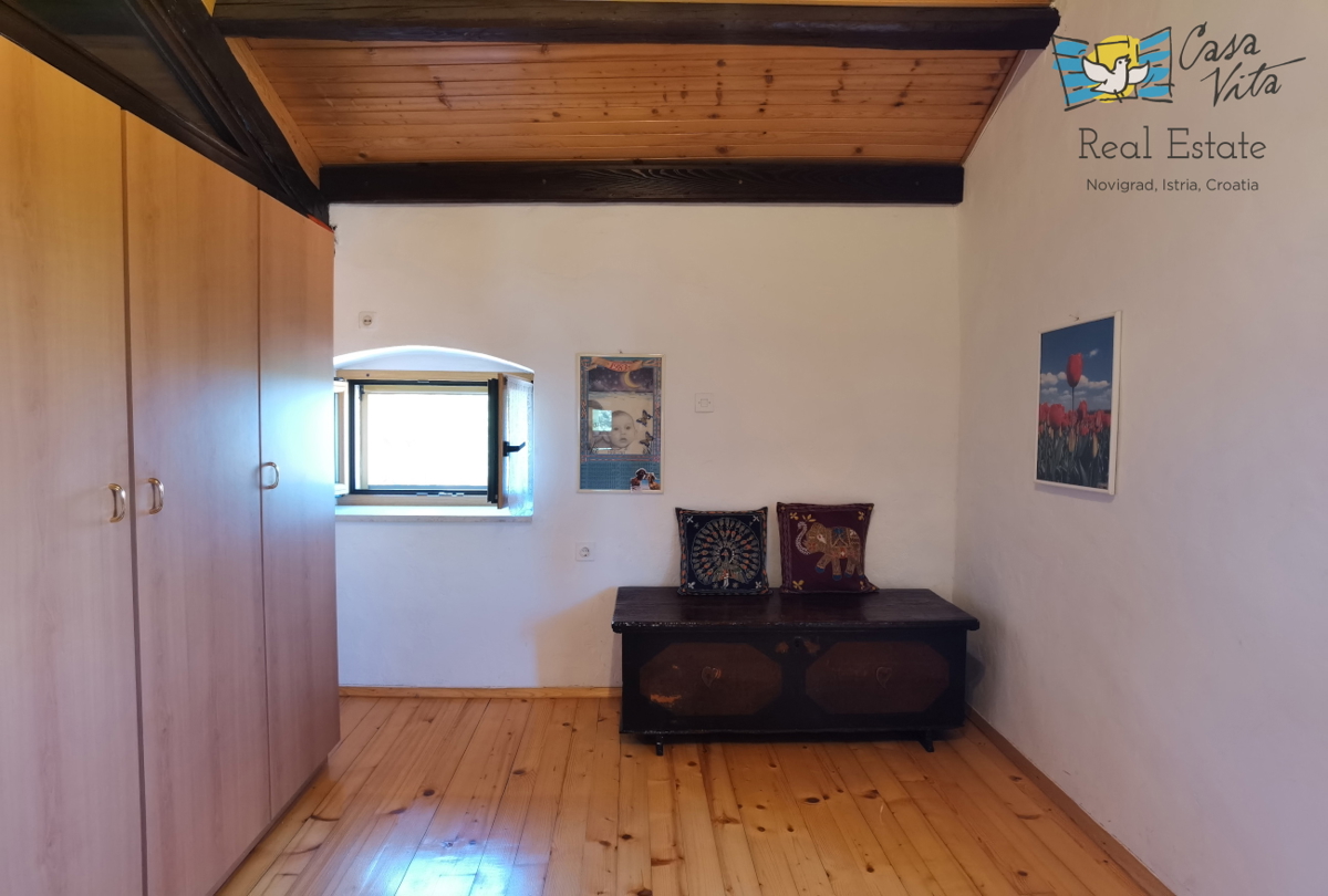 Casa in pietra d'Istria con ampio giardino!