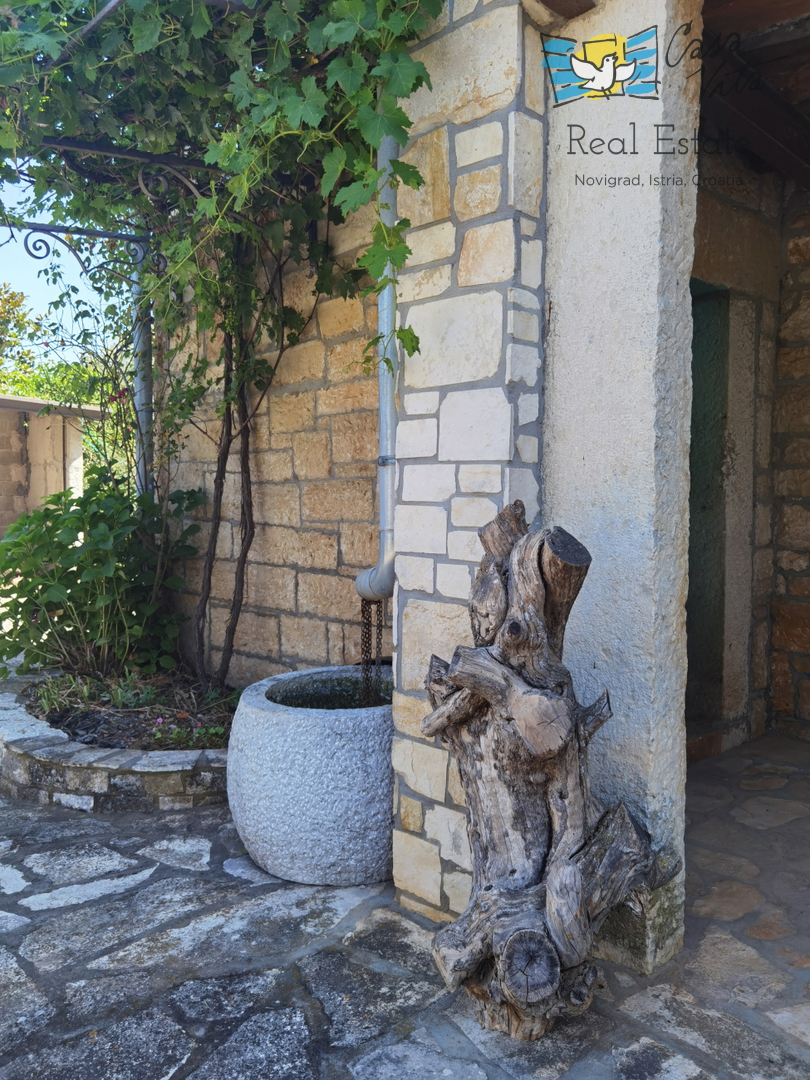 Casa in pietra d'Istria con ampio giardino!