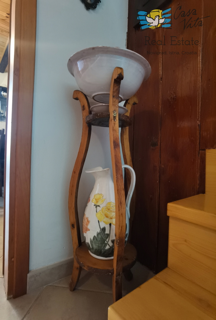 Casa in pietra d'Istria con ampio giardino!