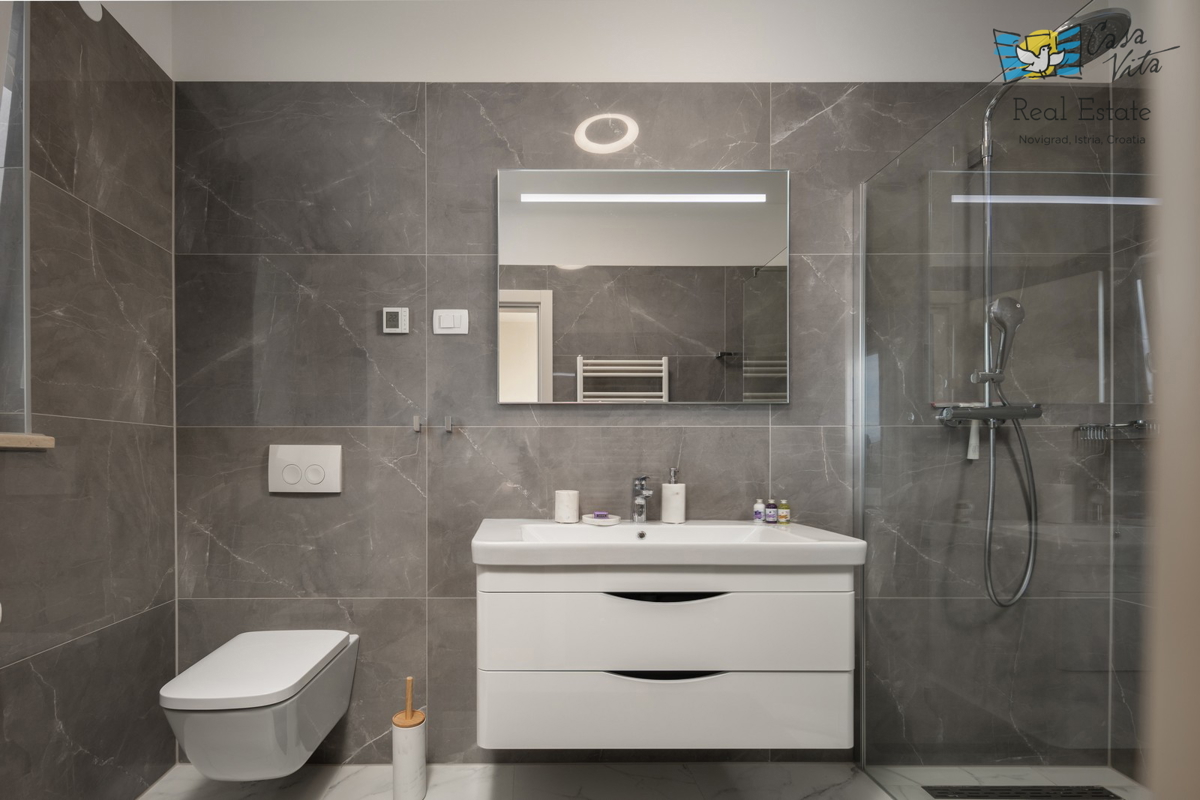 ISTRA, POREČ - Lussuosa villa con piscina a 1 km dal mare!