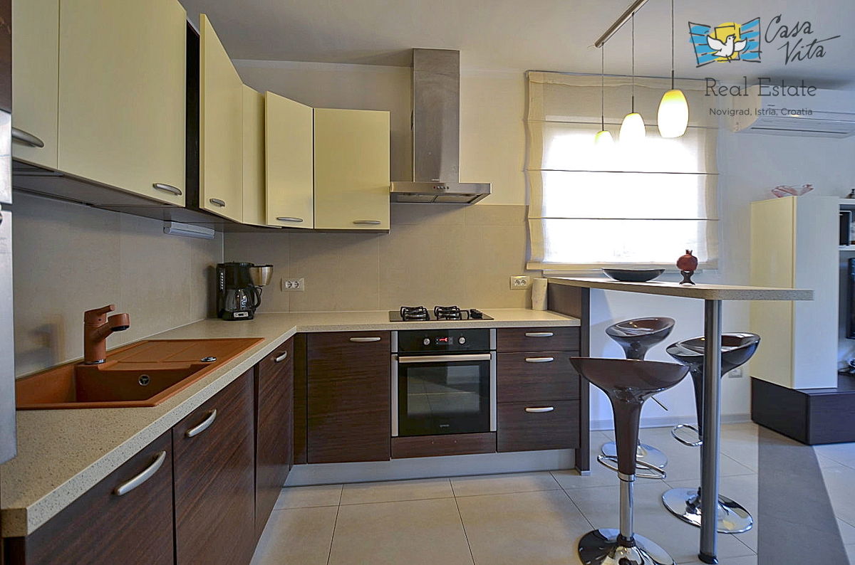 ISTRA, NOVIGRAD - Bellissima e spaziosa casa con piscina a 3 km dal mare!
