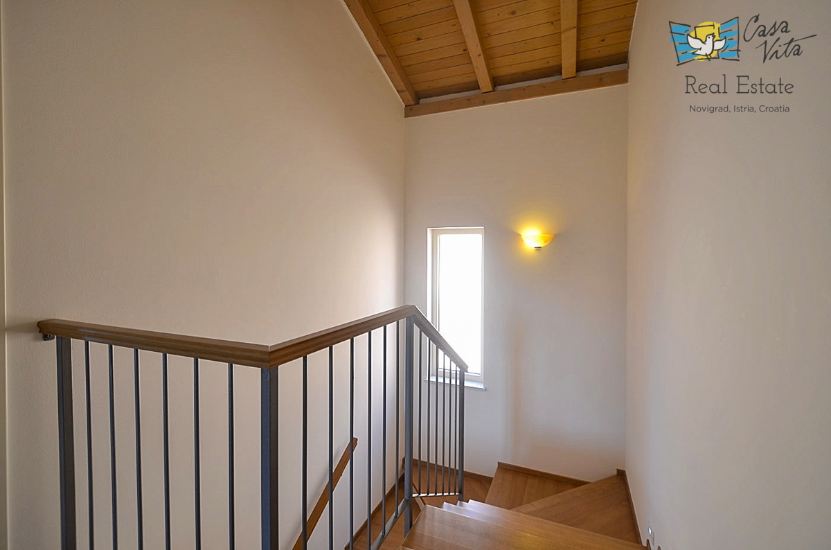ISTRA, NOVIGRAD - Bellissima e spaziosa casa con piscina a 3 km dal mare!