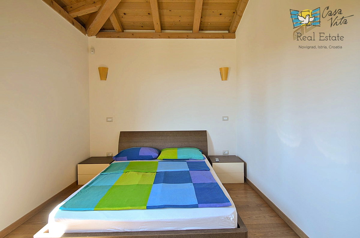 ISTRA, NOVIGRAD - Bellissima e spaziosa casa con piscina a 3 km dal mare!