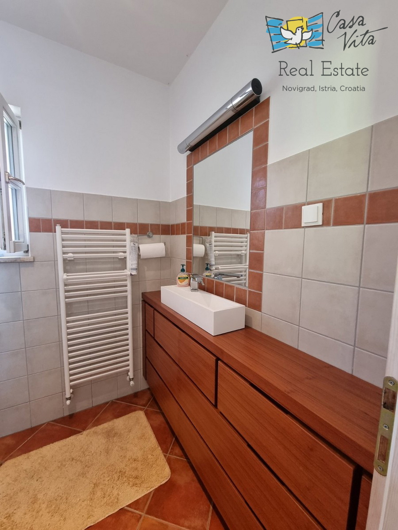 ISTRA, Poreč - Bellissima casa bifamiliare a 1000 m dal mare!