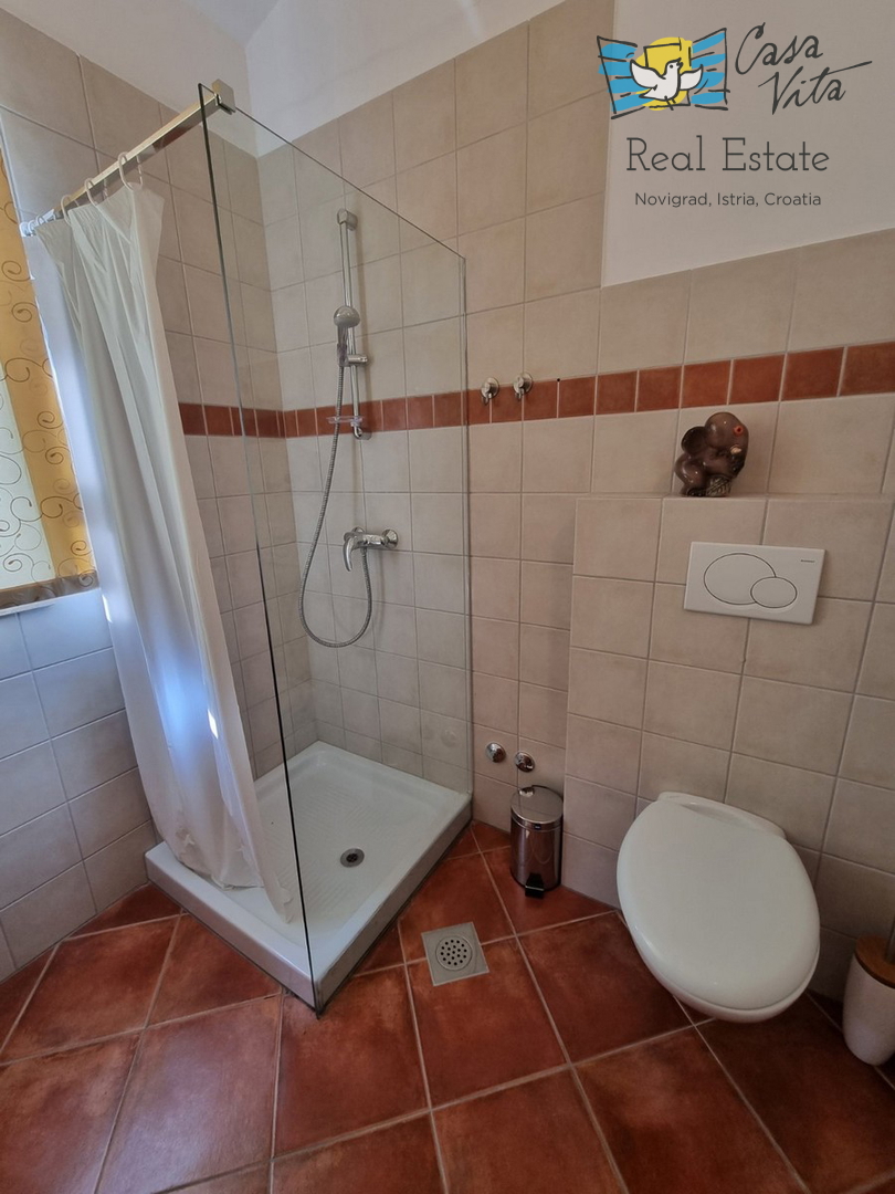 ISTRA, Poreč - Bellissima casa bifamiliare a 1000 m dal mare!