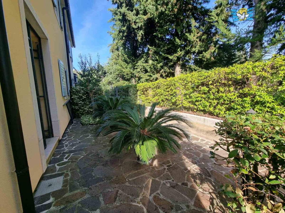 ISTRA, Poreč - Bellissima casa bifamiliare a 1000 m dal mare!