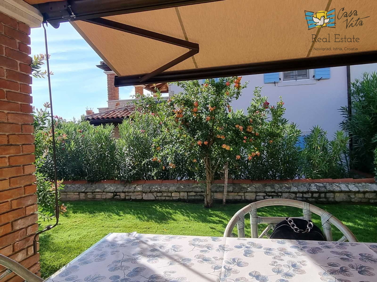 ISTRA, Poreč - Bellissima casa bifamiliare a 1000 m dal mare!