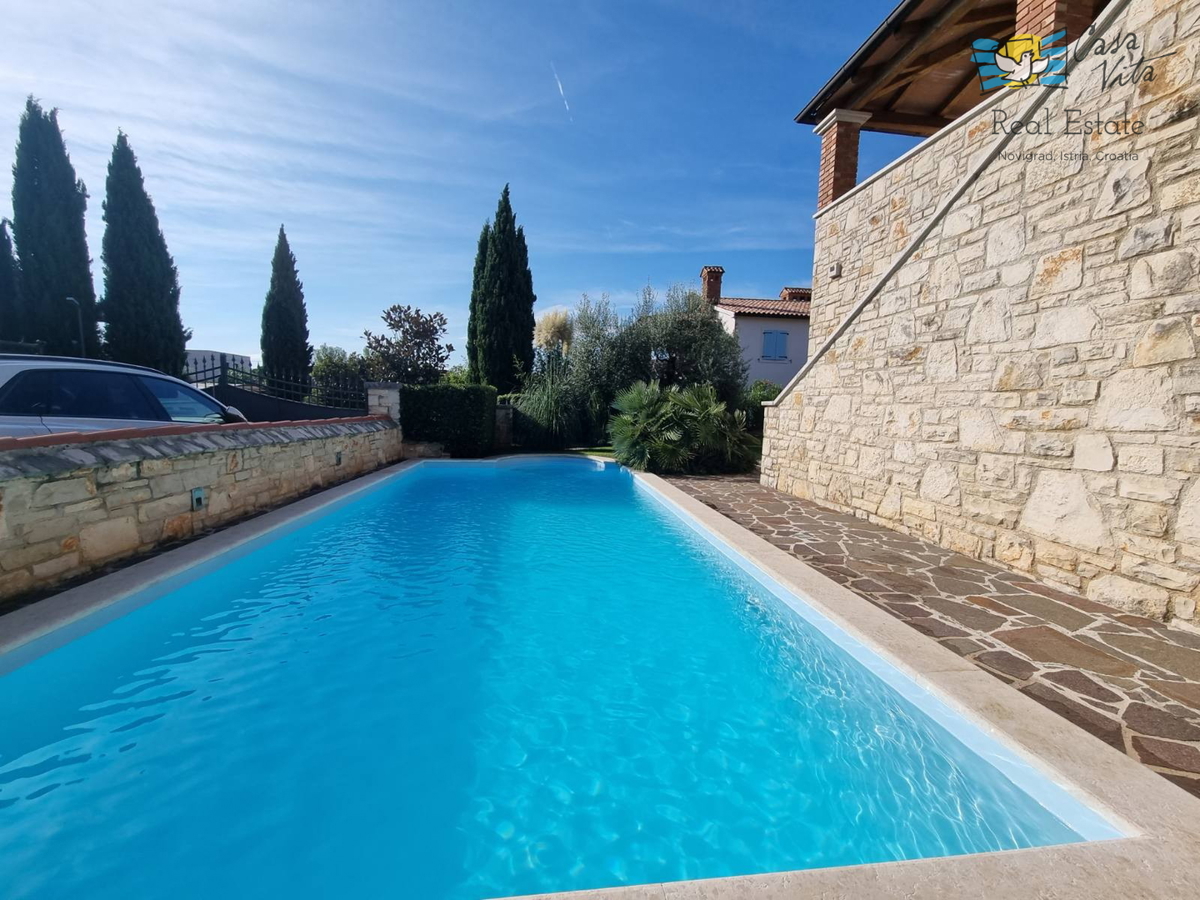 ISTRA, Poreč - Bellissima casa bifamiliare a 1000 m dal mare!