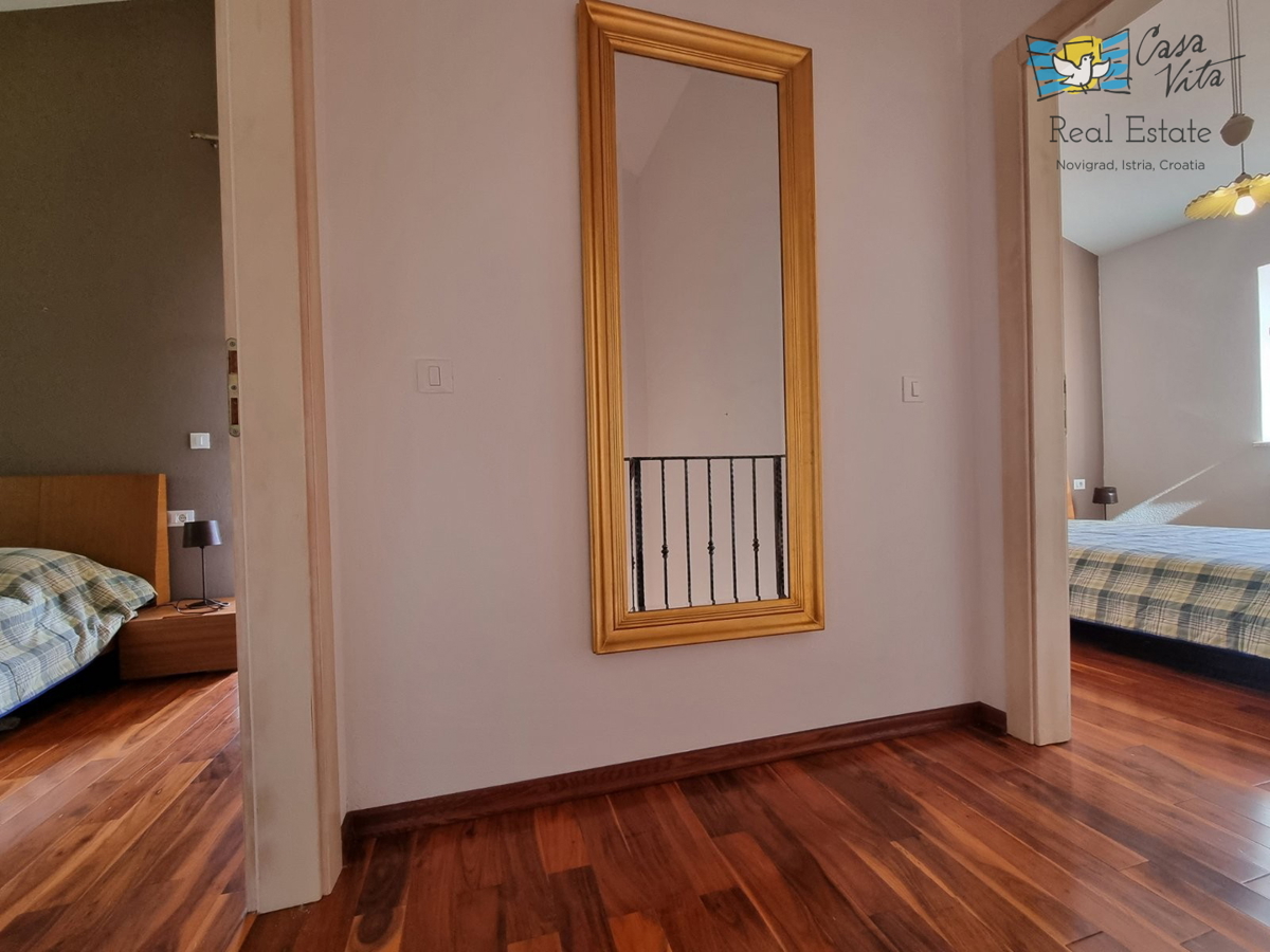 ISTRA, Poreč - Bellissima casa bifamiliare a 1000 m dal mare!