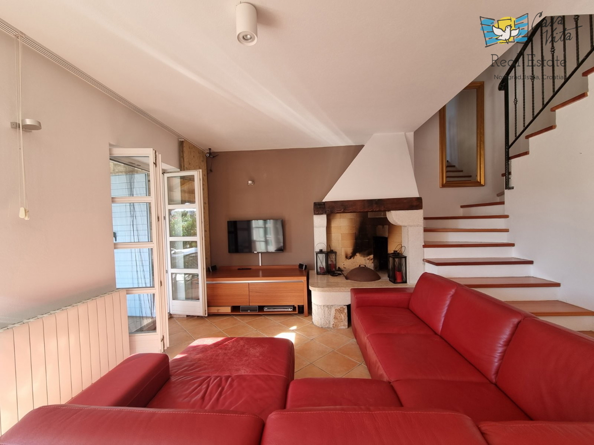 ISTRA, Poreč - Bellissima casa bifamiliare a 1000 m dal mare!