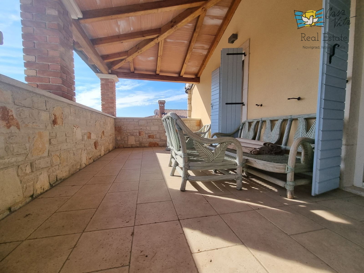 ISTRA, Poreč - Bellissima casa bifamiliare a 1000 m dal mare!