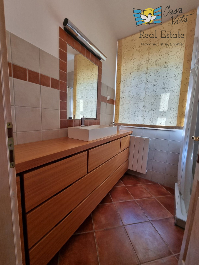 ISTRA, Poreč - Bellissima casa bifamiliare a 1000 m dal mare!