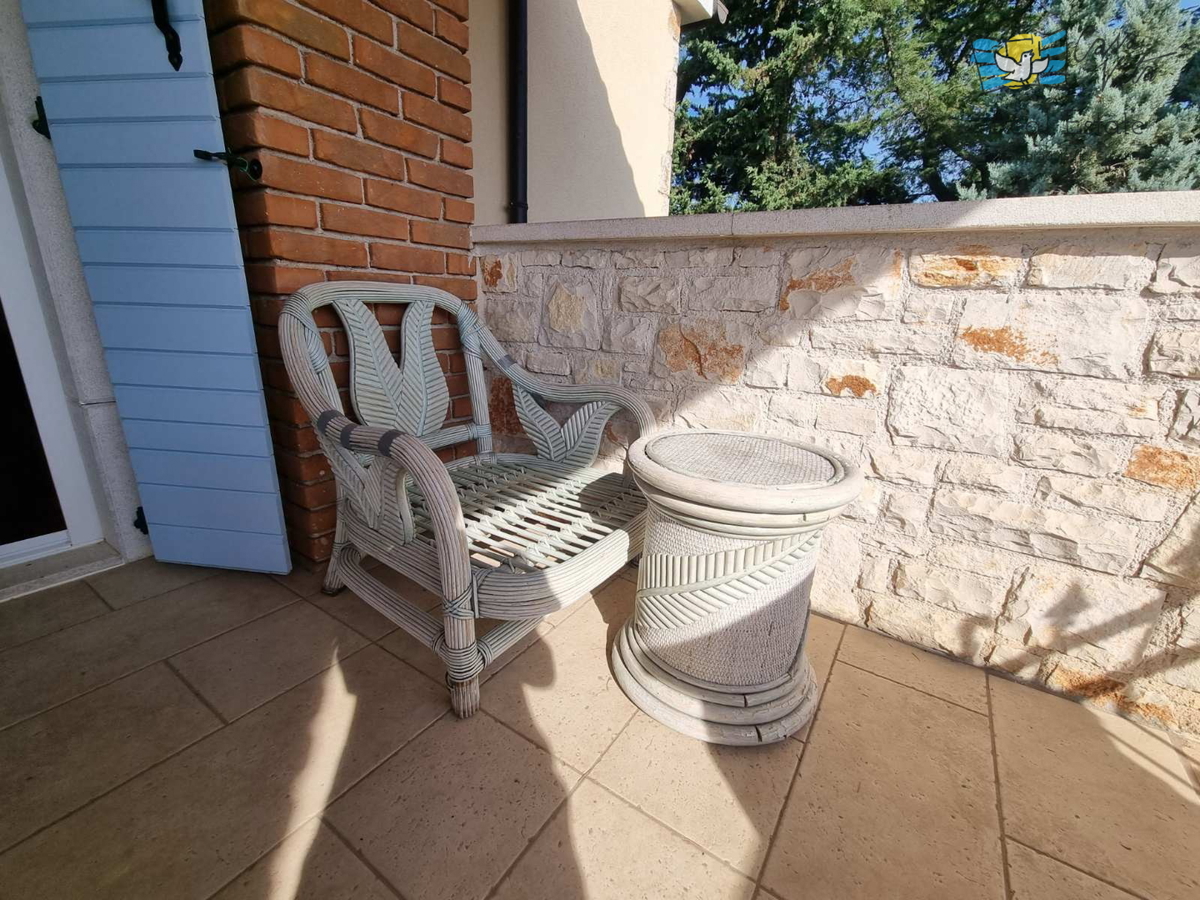 ISTRA, Poreč - Bellissima casa bifamiliare a 1000 m dal mare!