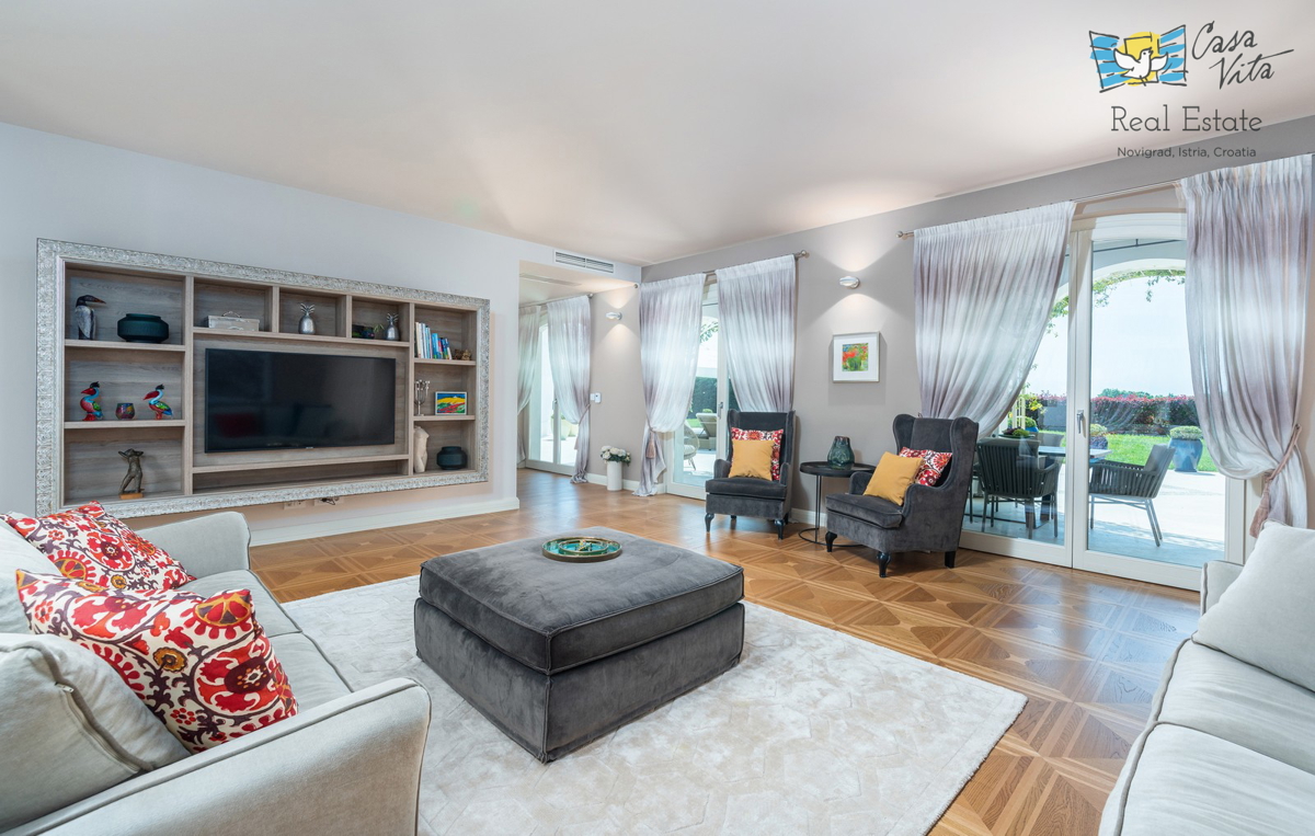 Villa di lusso in una splendida posizione con vista panoramica sul mare!