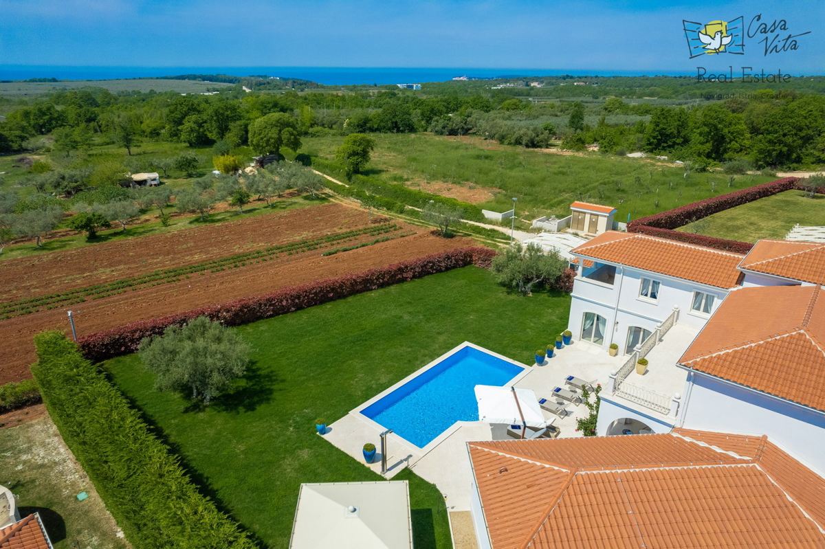 Villa di lusso in una splendida posizione con vista panoramica sul mare!