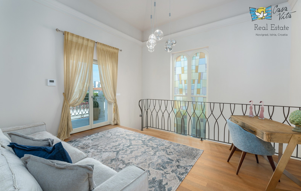 Villa di lusso in una splendida posizione con vista panoramica sul mare!