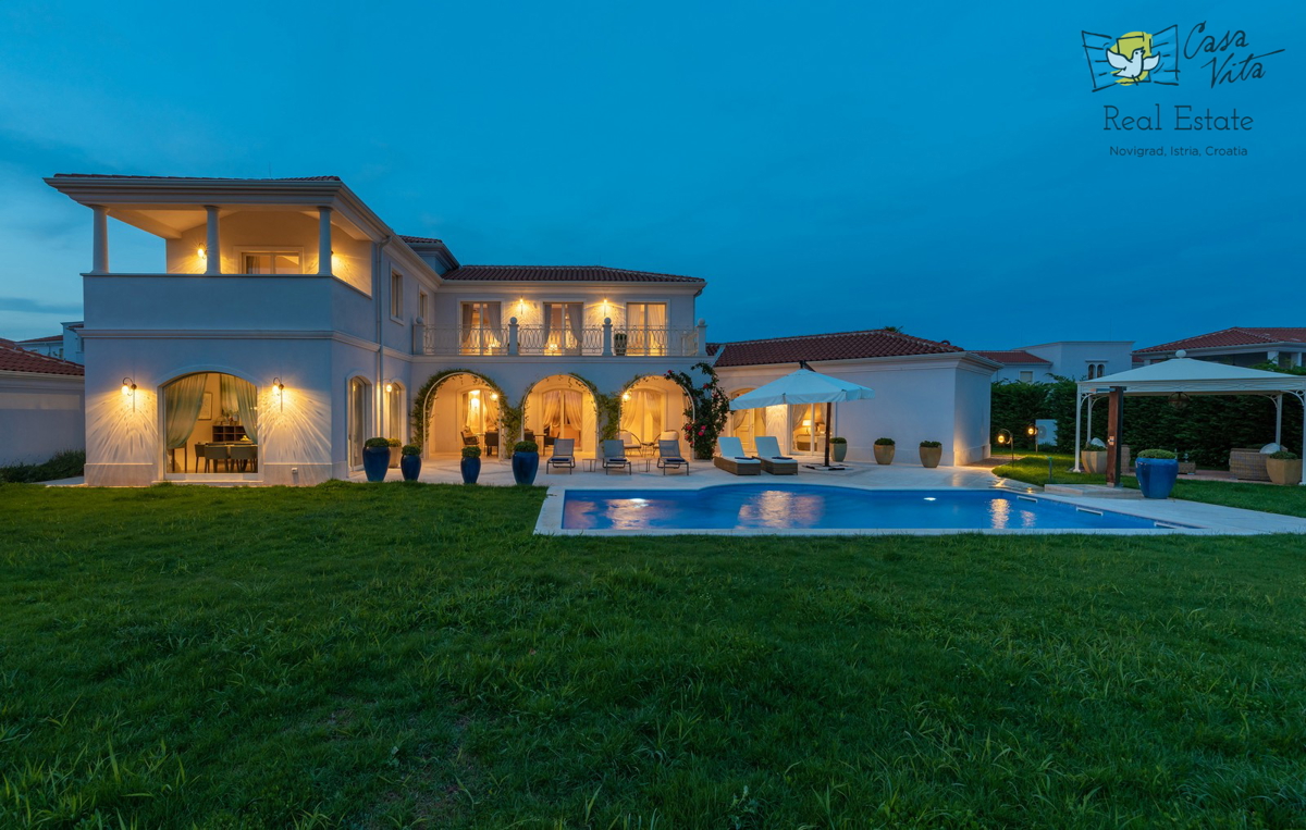 Villa di lusso in una splendida posizione con vista panoramica sul mare!