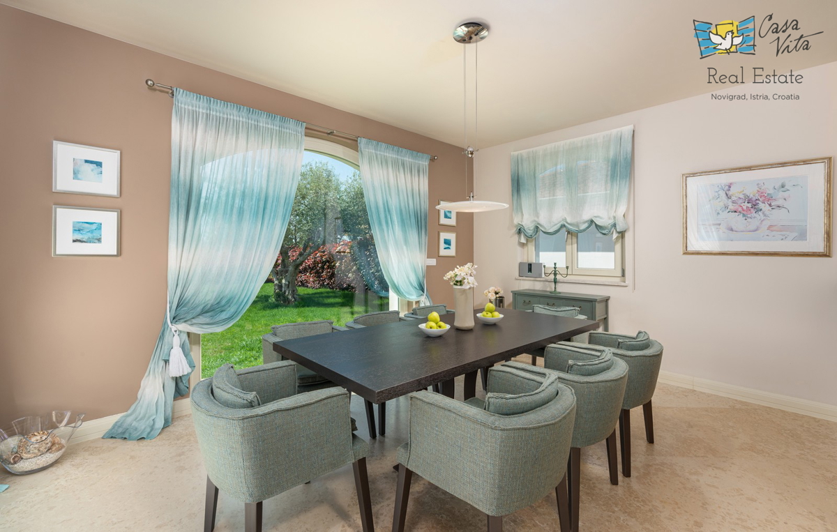 Villa di lusso in una splendida posizione con vista panoramica sul mare!