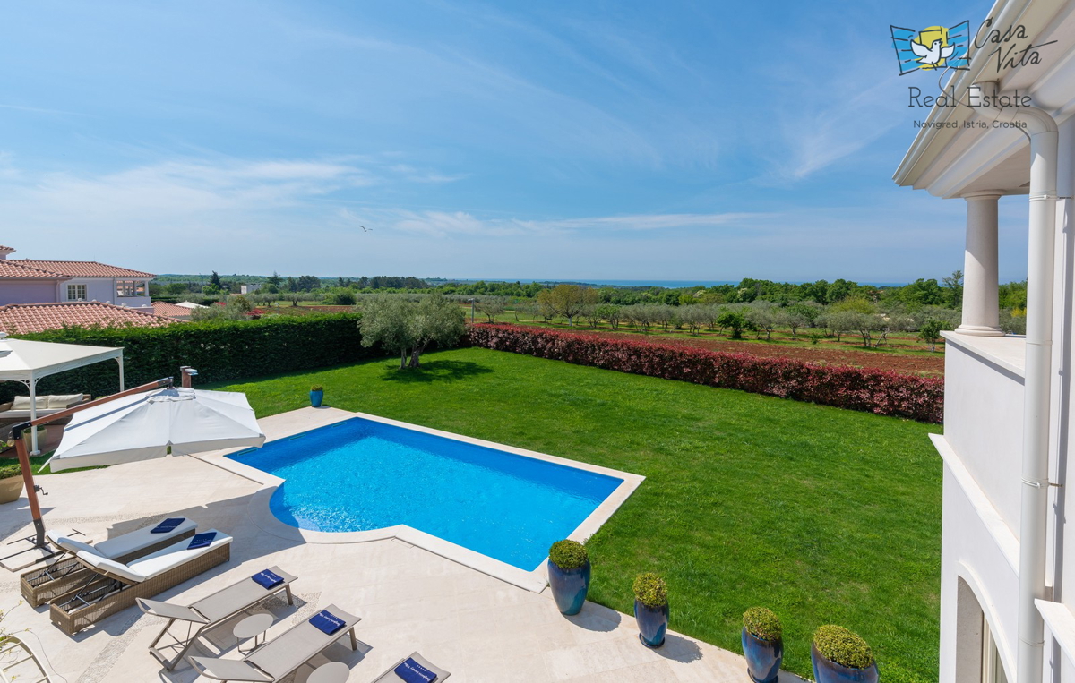 Villa di lusso in una splendida posizione con vista panoramica sul mare!