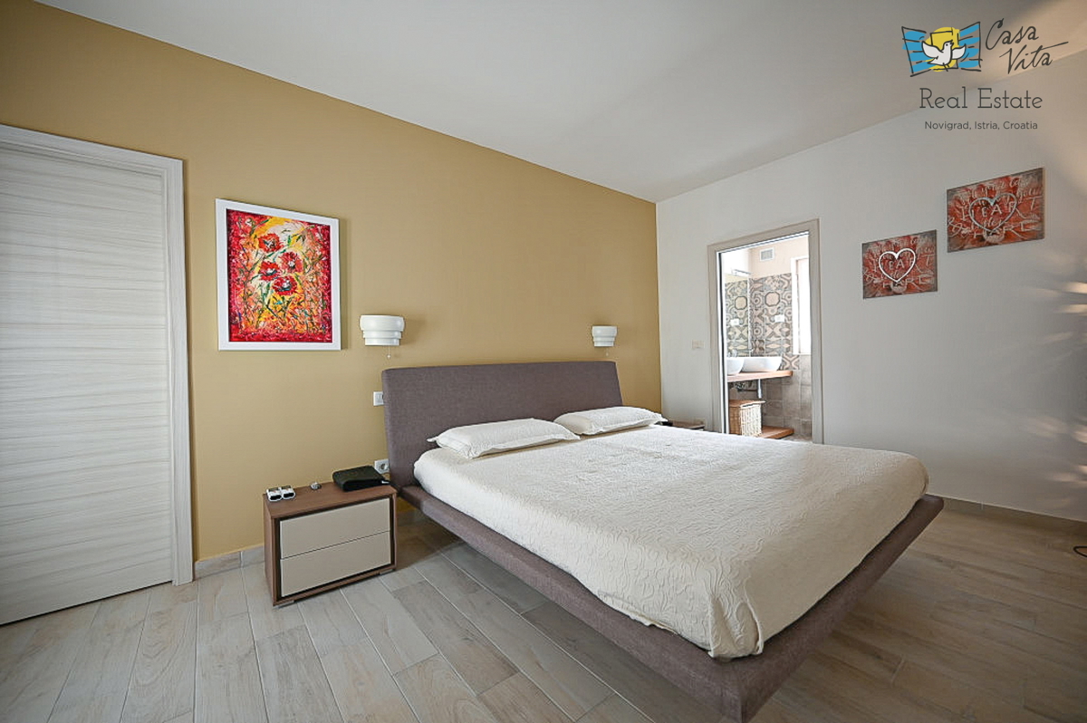 ISTRA, NOVIGRAD - Casa nel centro città