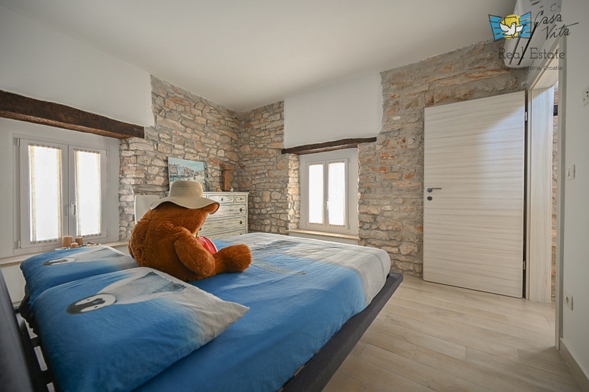 ISTRA, NOVIGRAD - Casa nel centro città