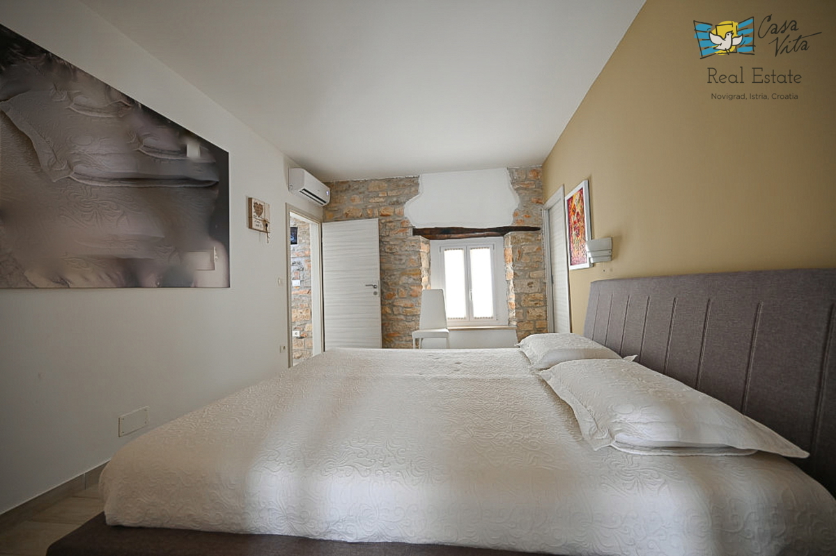 ISTRA, NOVIGRAD - Casa nel centro città