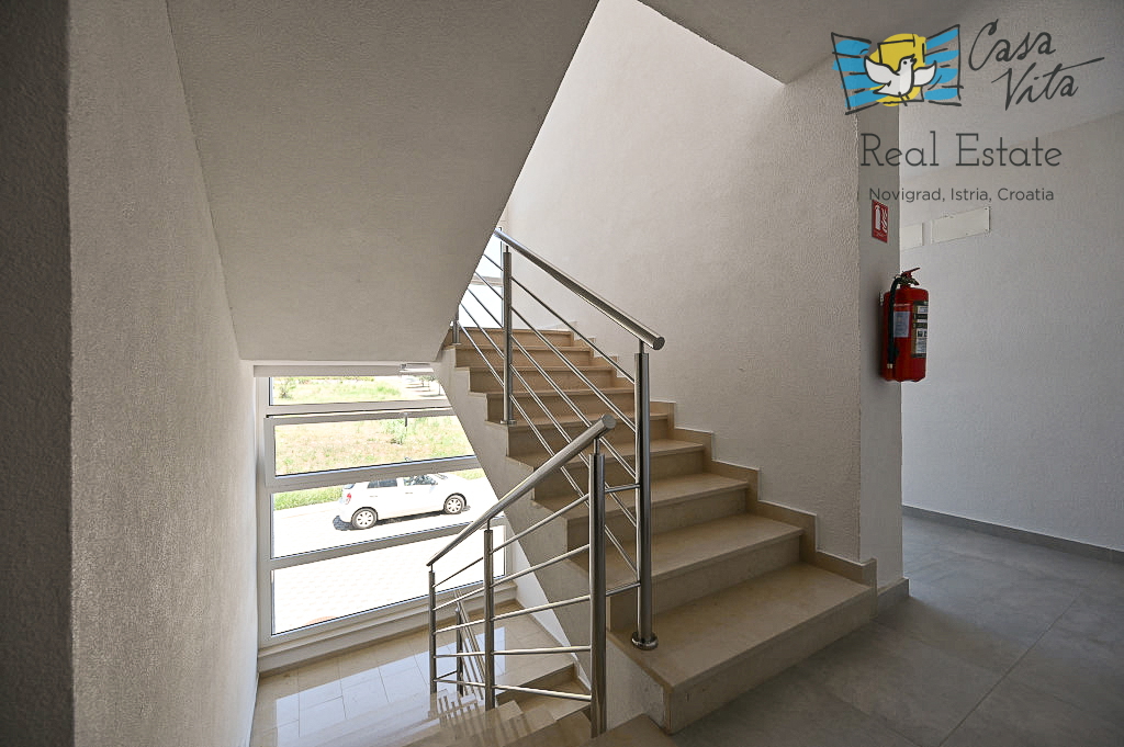 ISTRA, NOVIGRAD - Appartamento funzionale a Novigrad a 1000 m dal mare!
