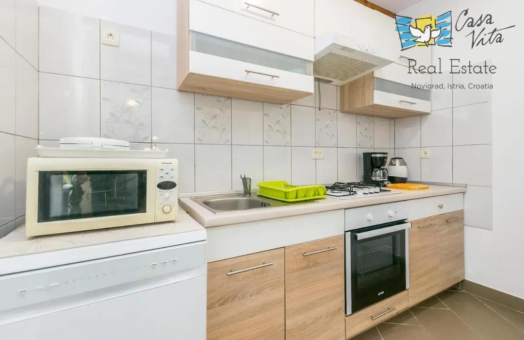 ISTRA, PULA - Casa in pietra con piscina