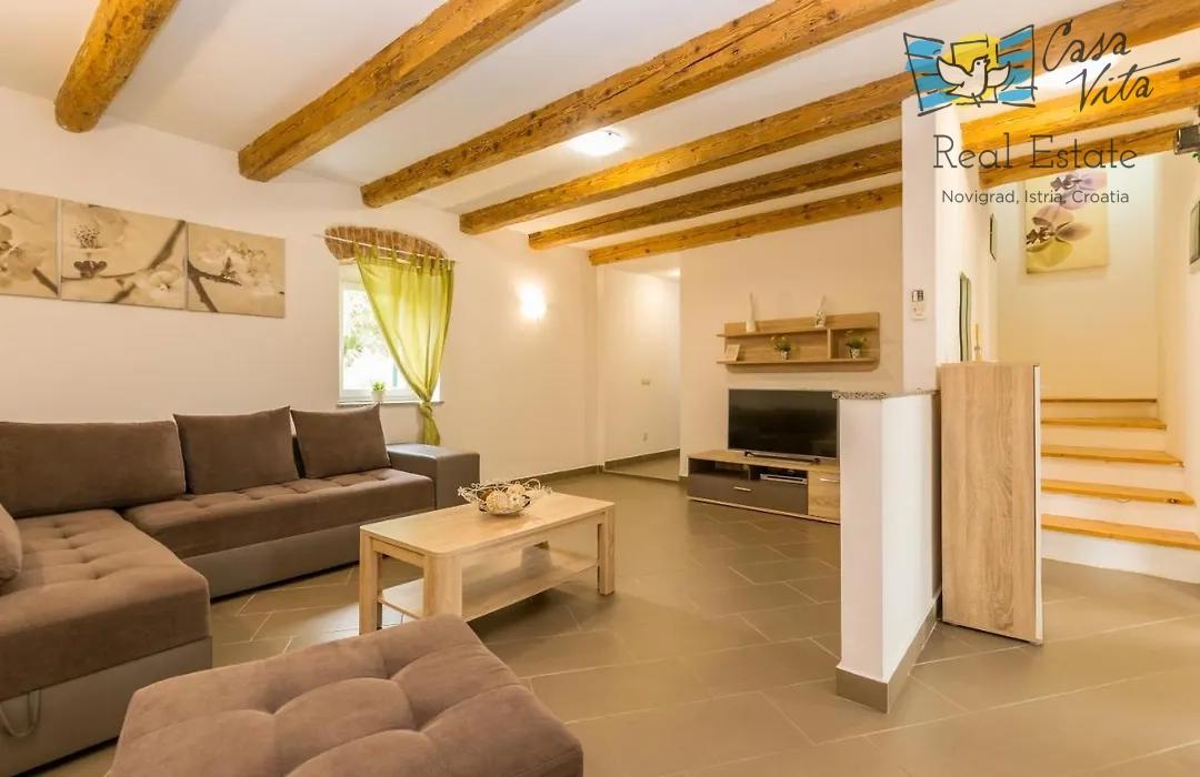 ISTRA, PULA - Casa in pietra con piscina