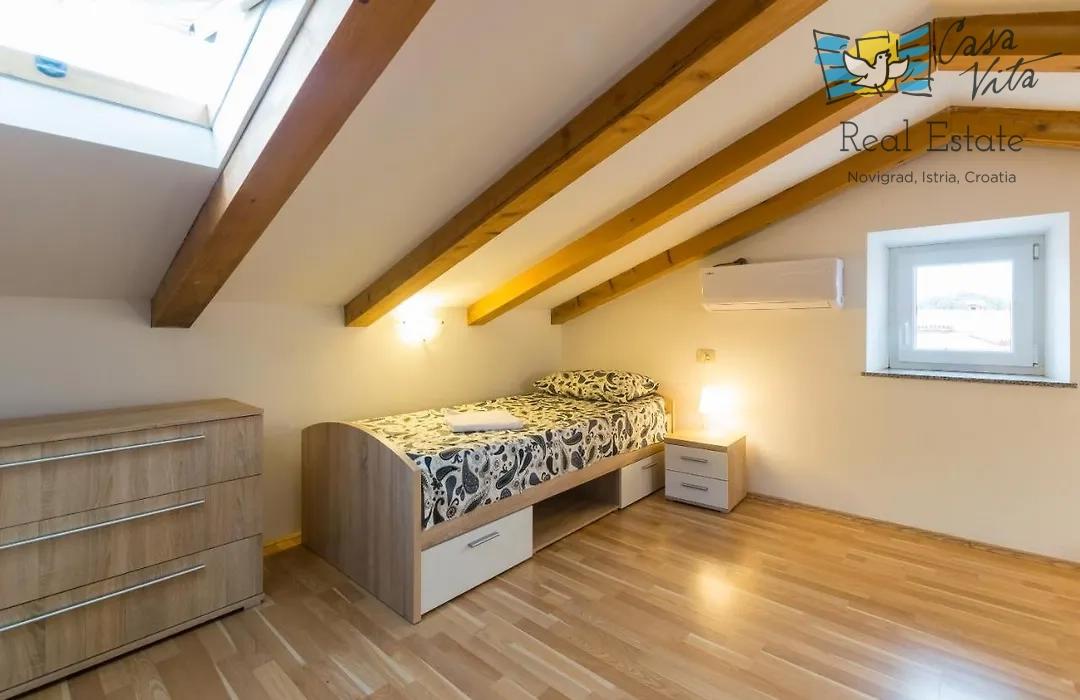 ISTRA, PULA - Casa in pietra con piscina