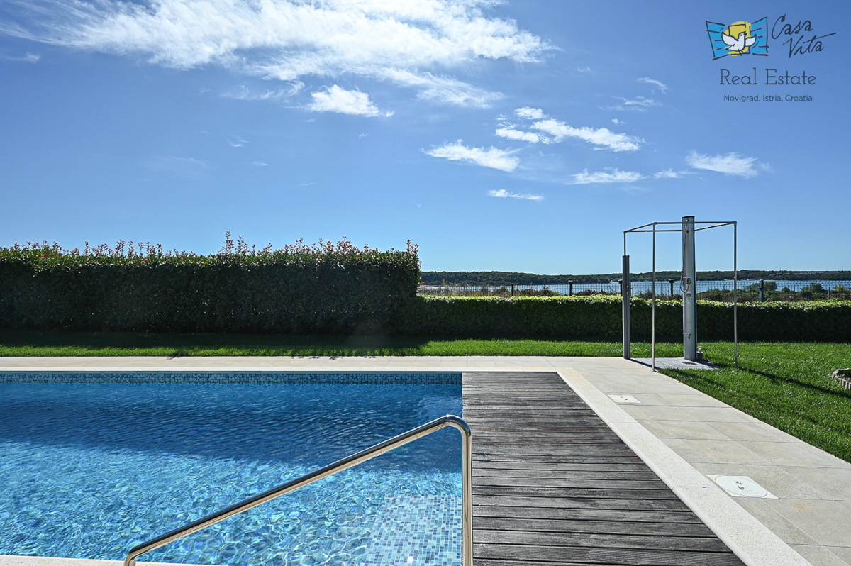 Bella casa con vista panoramica sul mare e sulla città di Cittanova - 500 metri dal mare!