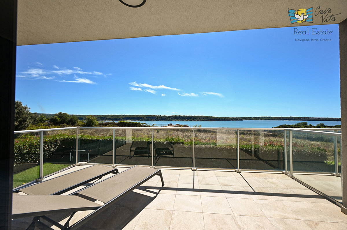 Bella casa con vista panoramica sul mare e sulla città di Cittanova - 500 metri dal mare!