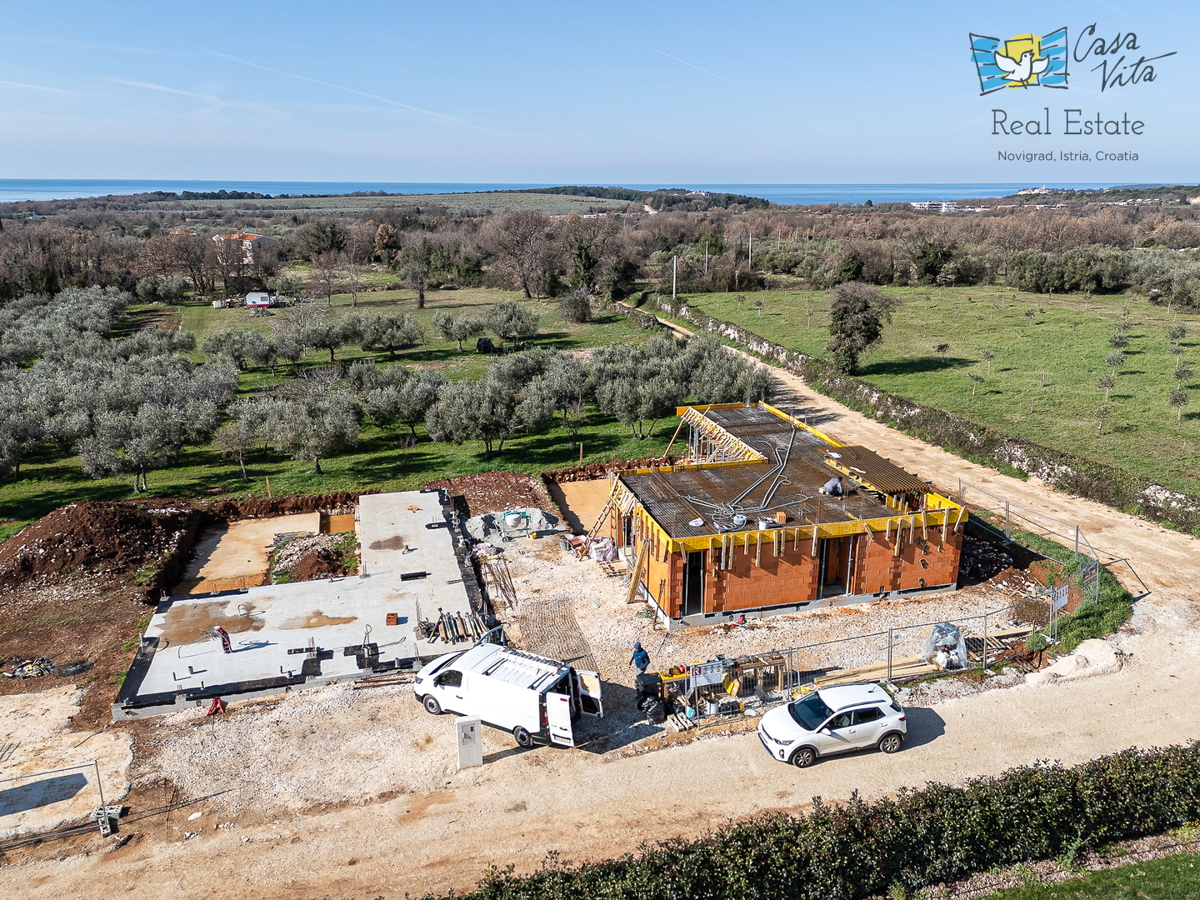 ISTRA, POREČ - Casa moderna in costruzione a 1000 m dal mare!