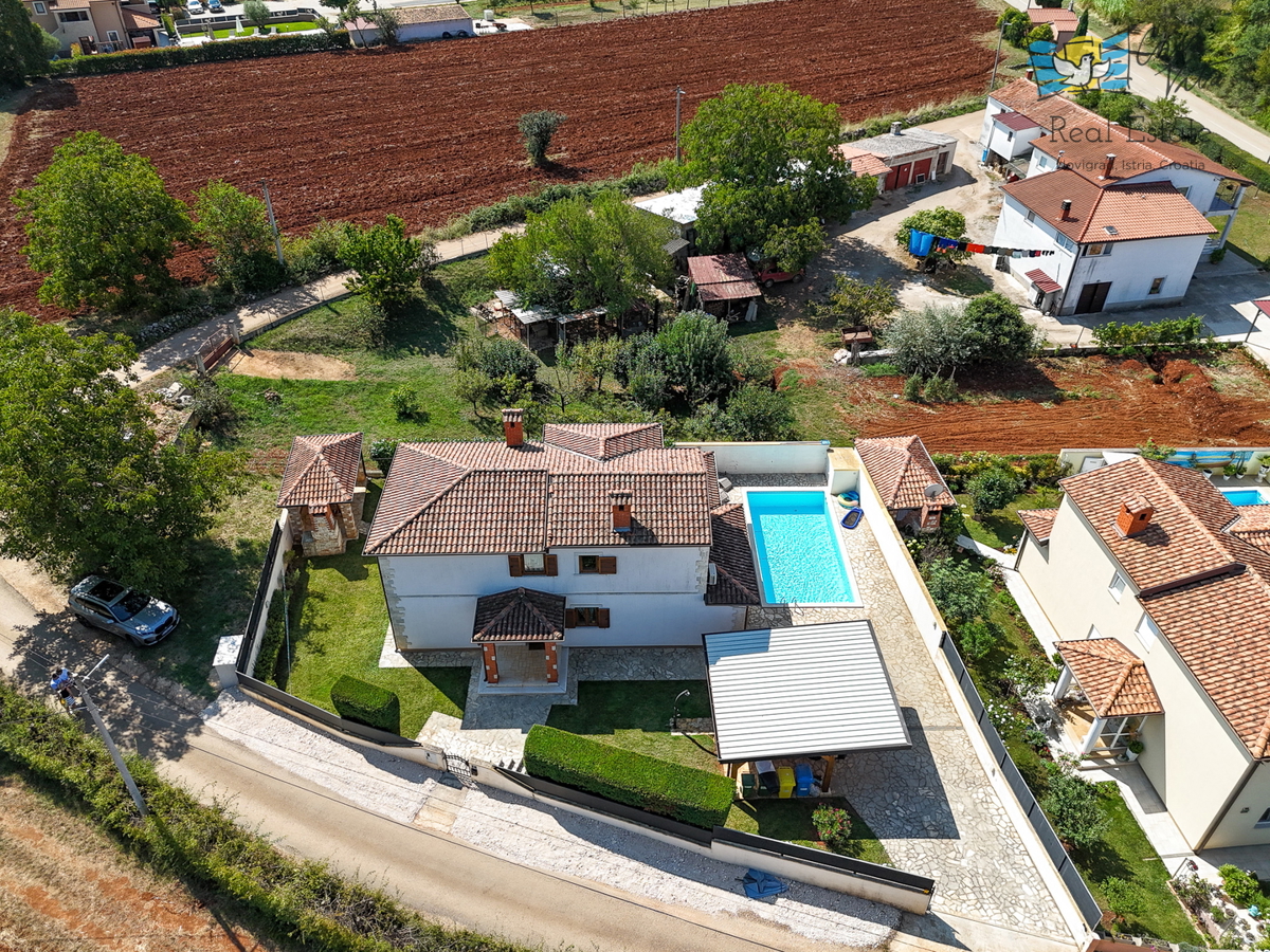 ISTRA, POREČ - Casa indipendente nei dintorni di Vižinada