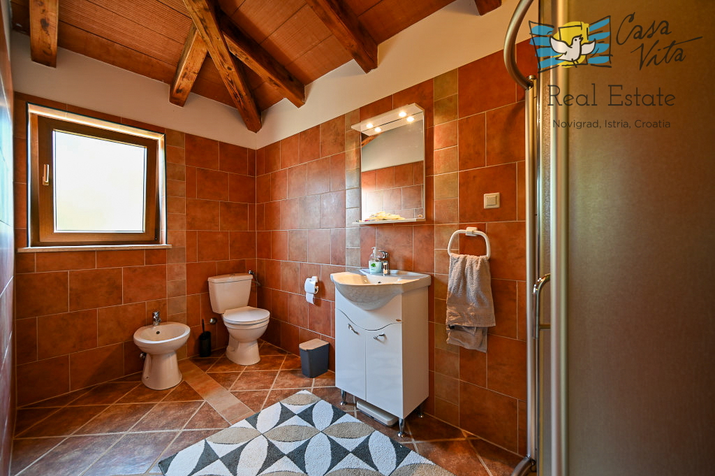 ISTRA, POREČ - Casa indipendente nei dintorni di Vižinada