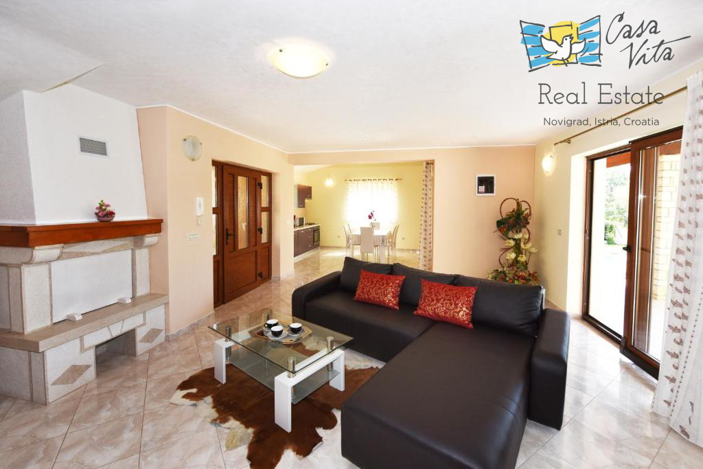 Istria, Parenzo - Casa indipendente a 12 km dal mare e dal centro di Parenzo!