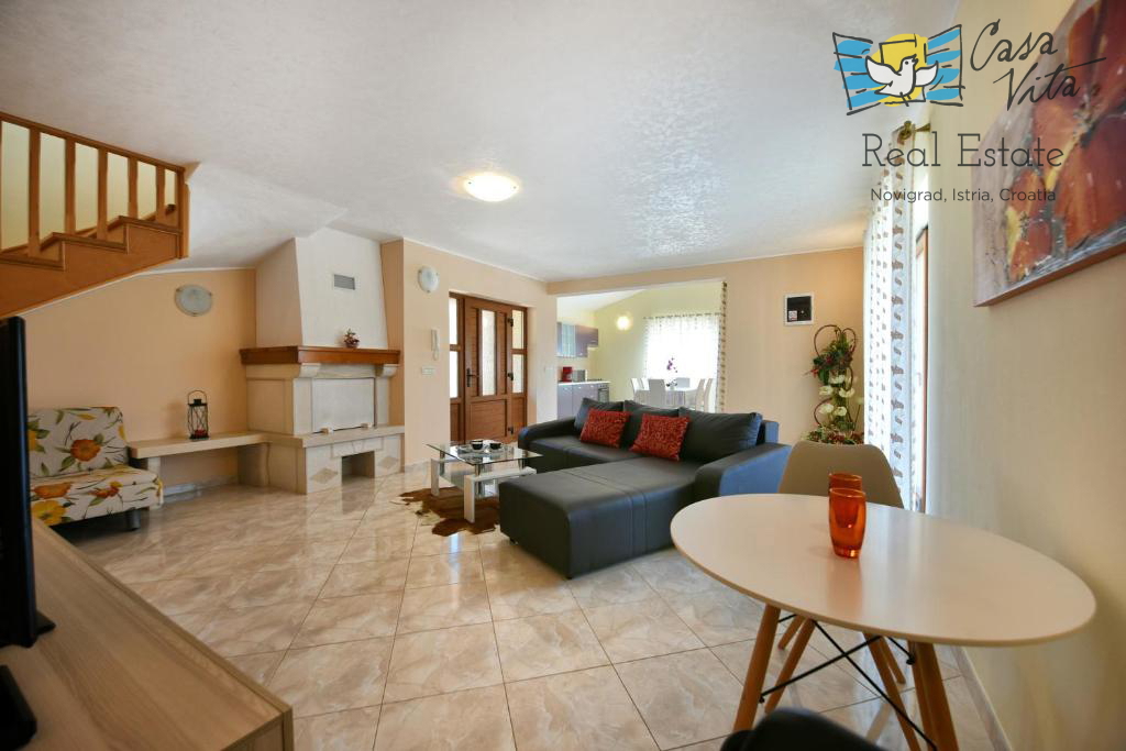 Istria, Parenzo - Casa indipendente a 12 km dal mare e dal centro di Parenzo!