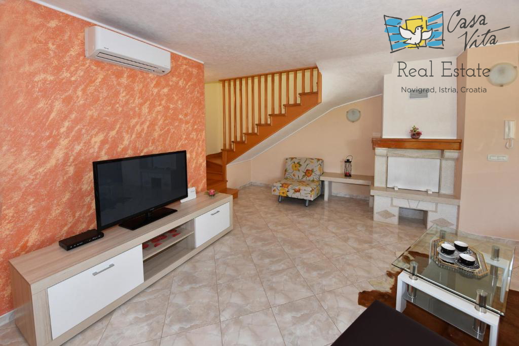 Istria, Parenzo - Casa indipendente a 12 km dal mare e dal centro di Parenzo!