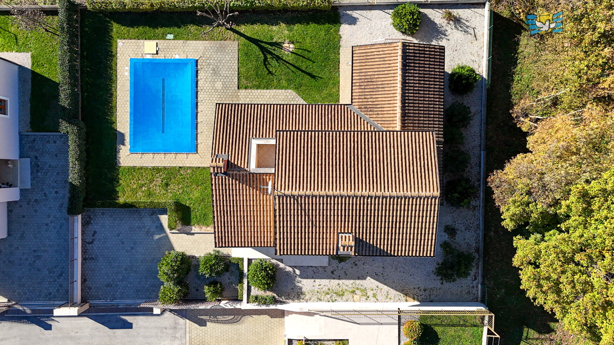 Istria, Parenzo - Casa indipendente a 12 km dal mare e dal centro di Parenzo!