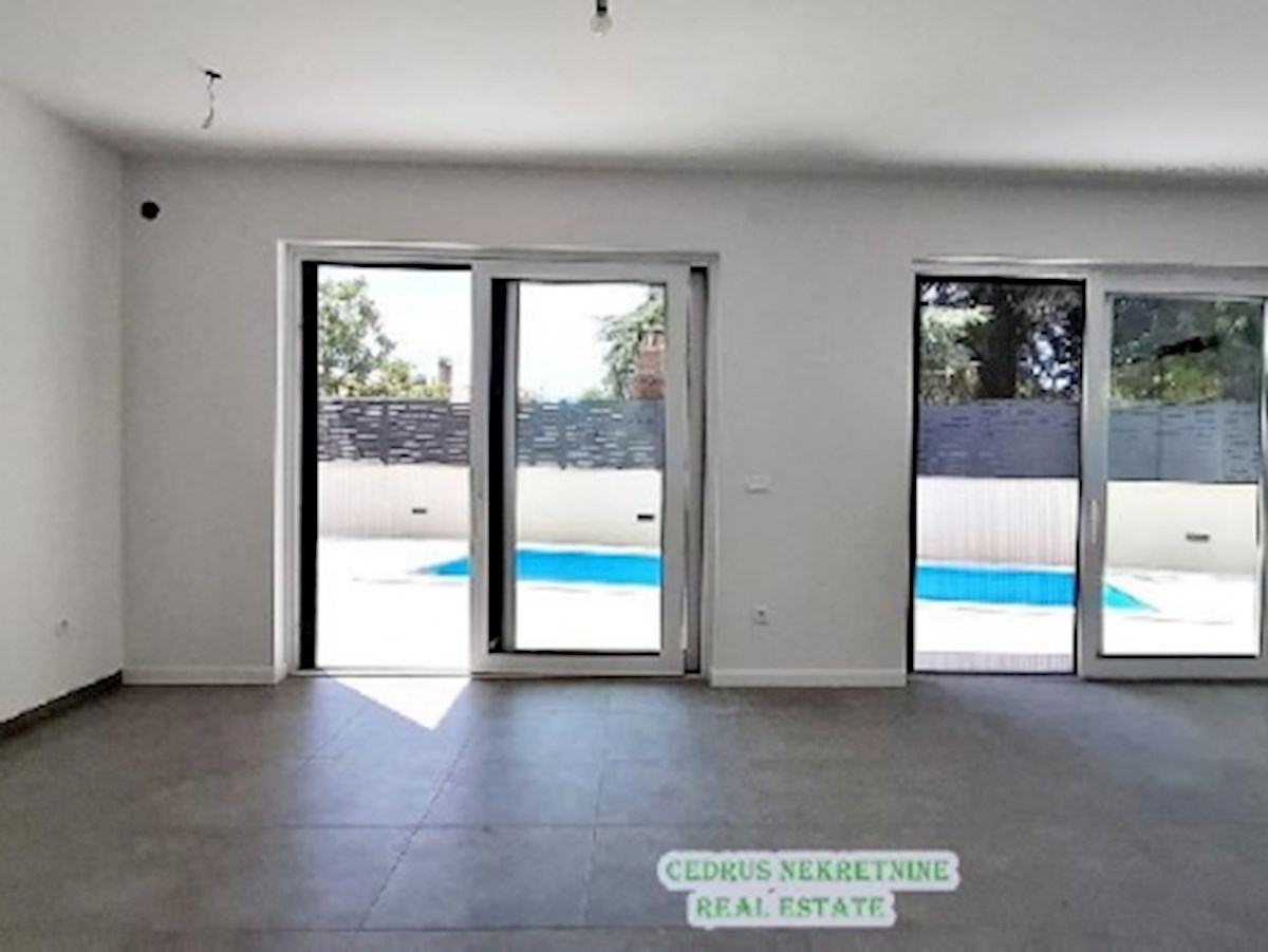 Istria, Tar vendiamo un appartamento su due piani con piscina, 3 camere da letto...