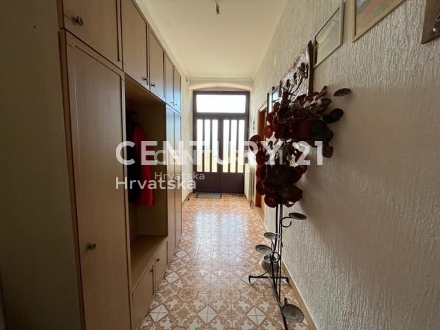 Vendita, Appartamento, 2,5 locali (2S+DB), Provincia di Istria, Umag